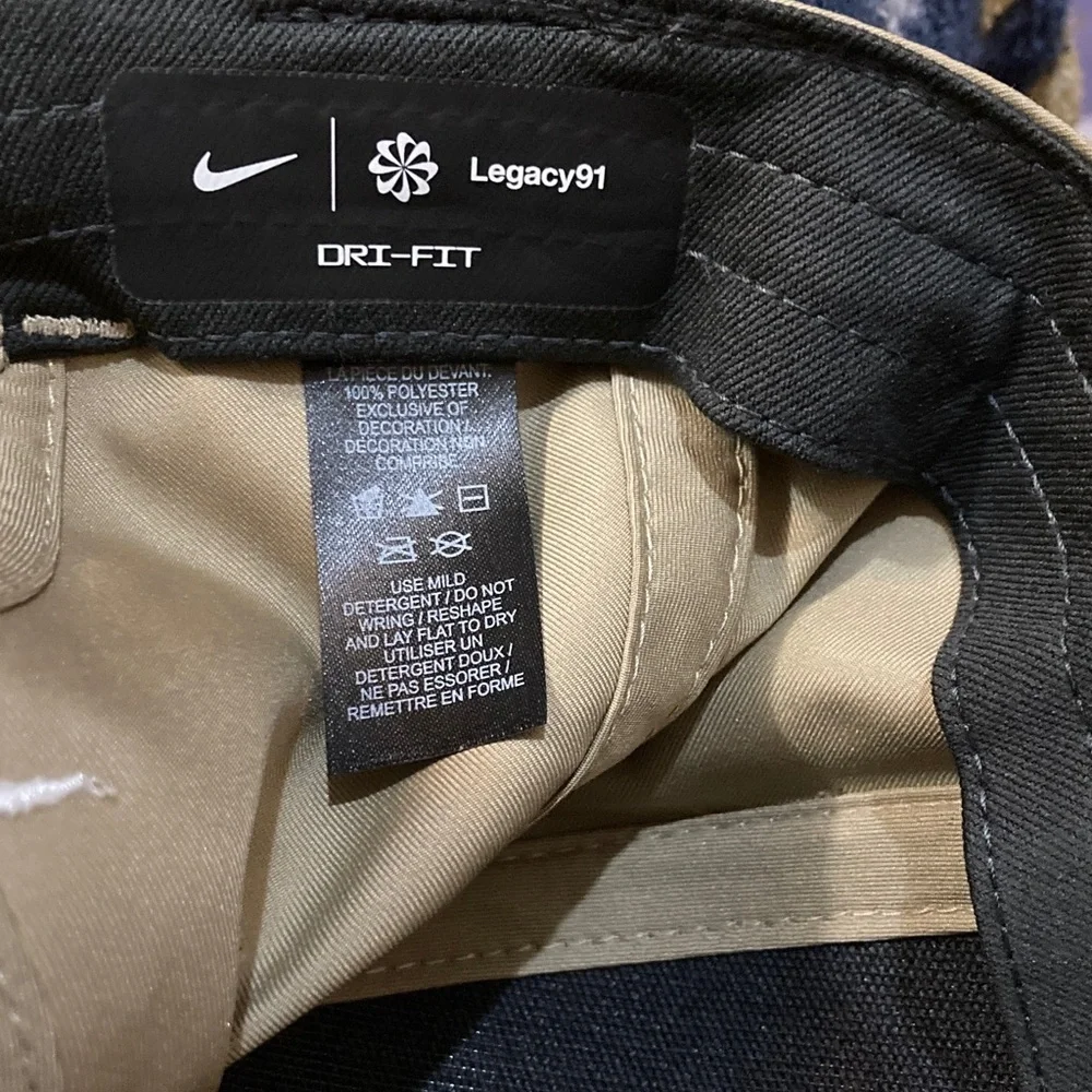 Nike Dri-FITl Legacy91 Adjustable Hat DH1640 - Khaki NWOT
